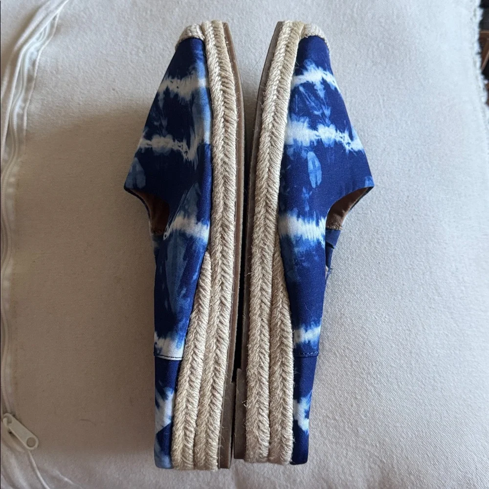 Crown Vintage Lonari Blue Tie-Dye Espadrilles slip on textile clogs shoes Sz 9.5